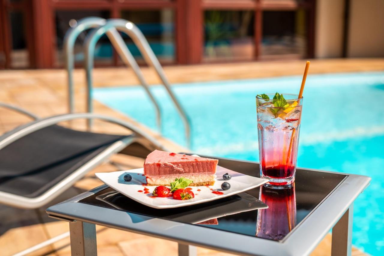 Wellness Hotel Spark มาลาสกี ภายนอก รูปภาพ
