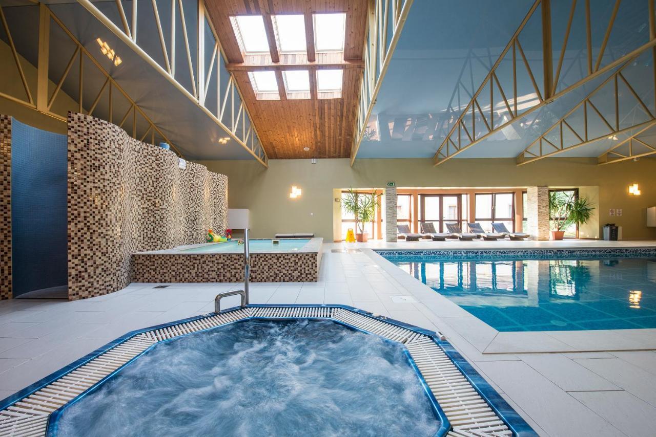 Wellness Hotel Spark มาลาสกี ภายนอก รูปภาพ
